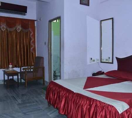 Hotel Sambit Palace Bhubaneswar Esterno foto